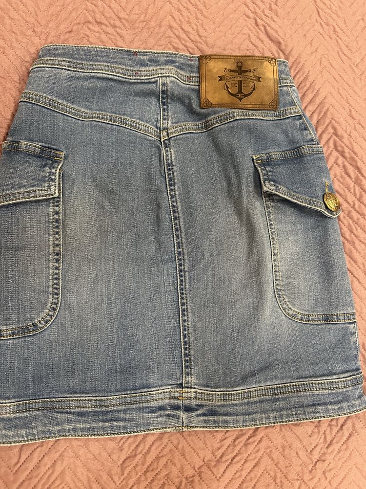 Дрехи Elisabetta Franchi