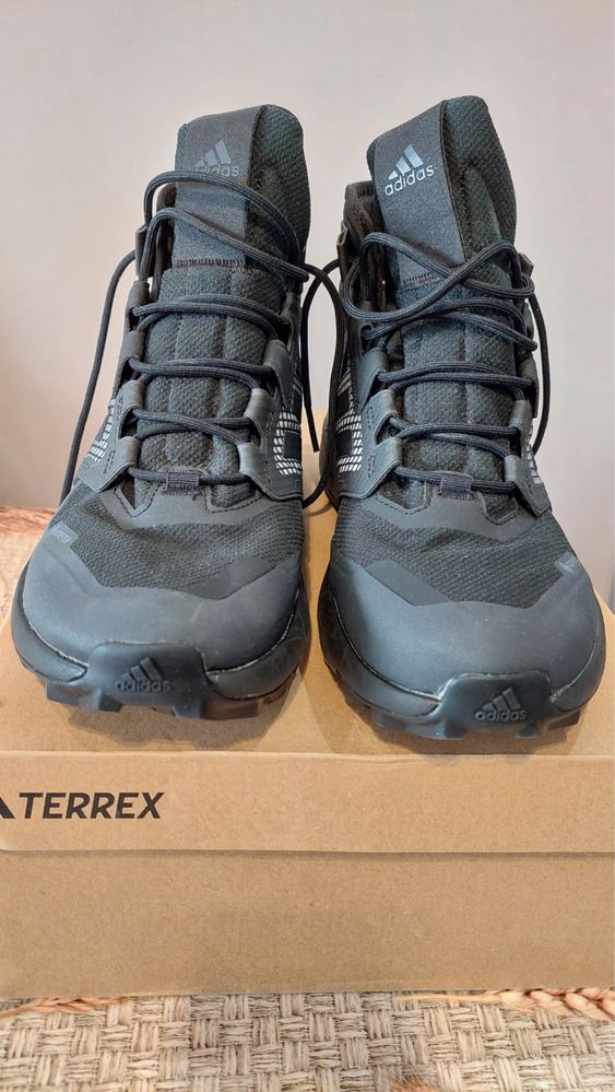 Adidas TERREX Gore-tex мембрана N46