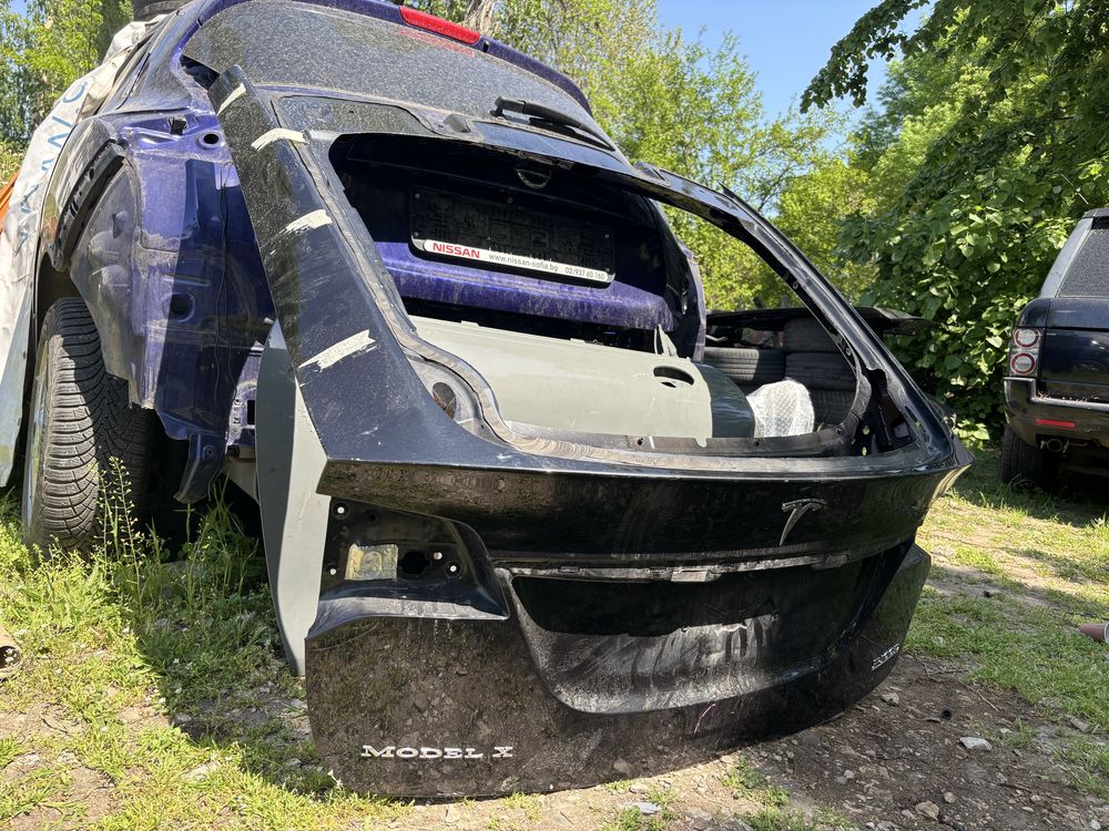 Капак Tesla Model X