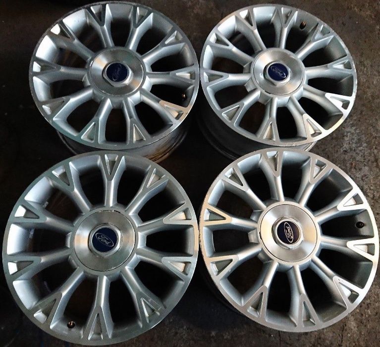 set nou Prezoane Piulite Ford, cheie 19 pt Jante Originale Ford