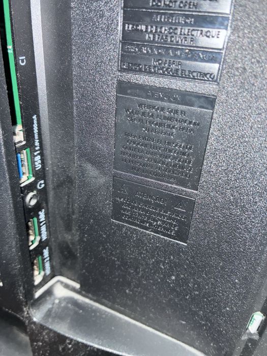 Телевизор PHILIPS  истнски андроид