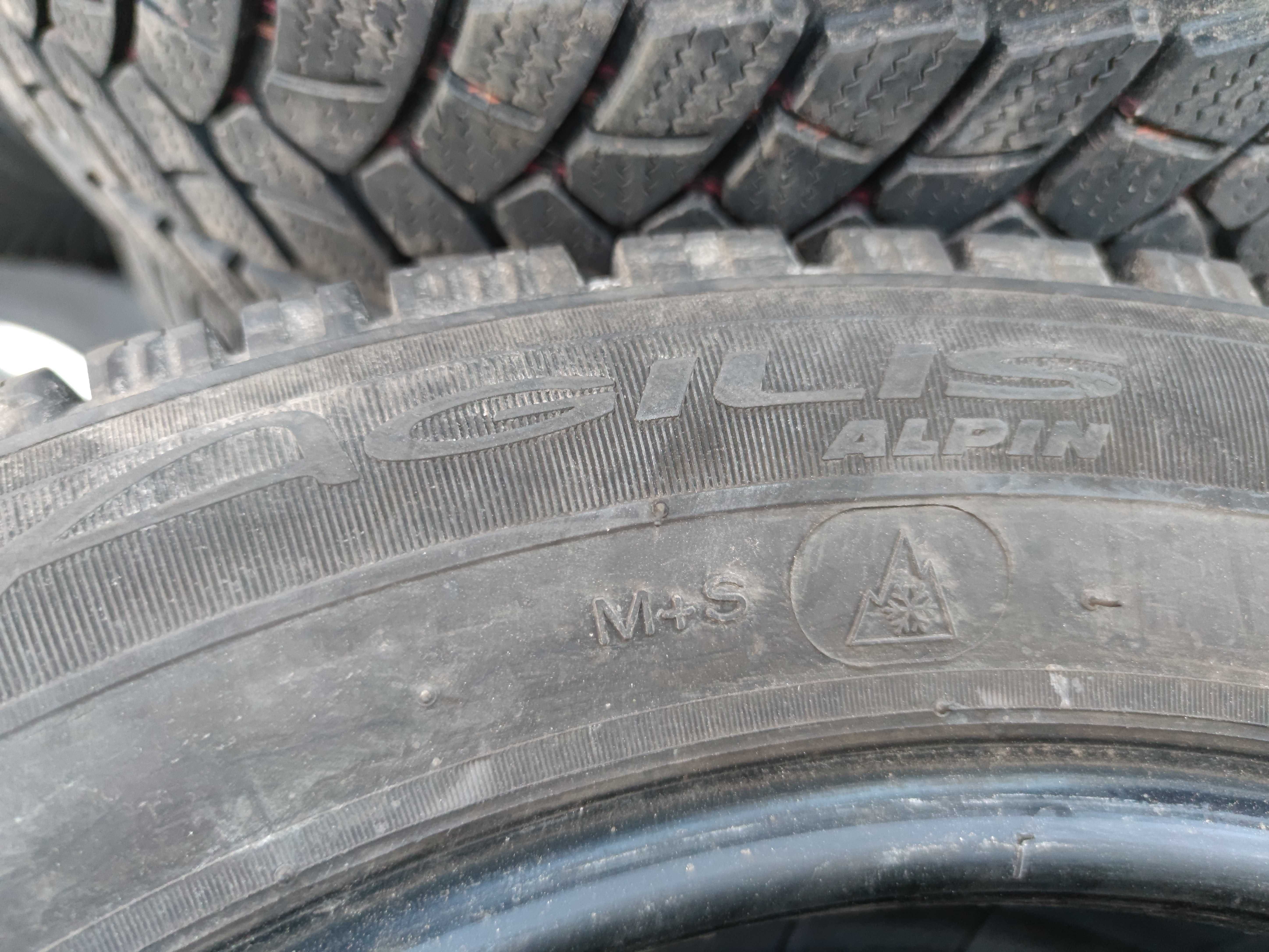 2бр Зимни Гуми 195 60 16 С - Michelin