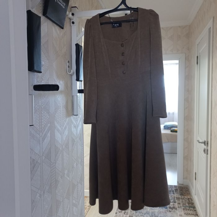 Платье продается