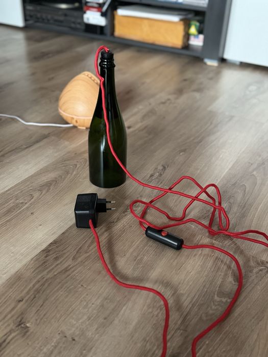 Lampa sticla vin noua