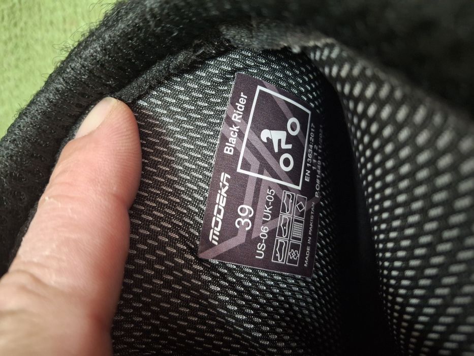 MODEKA  - Мото боти