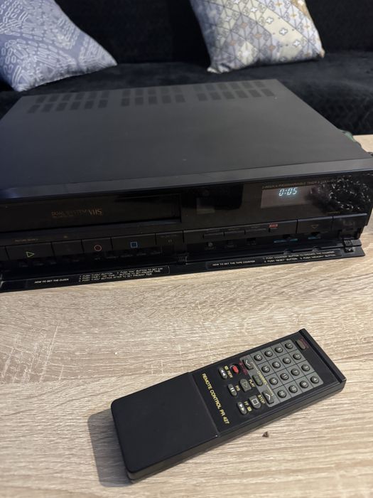 Видео работешто с заседнала касета