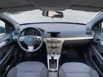Opel Astra Al 2-lea proprietar al masinii. Masina arata si functioneaza bine
