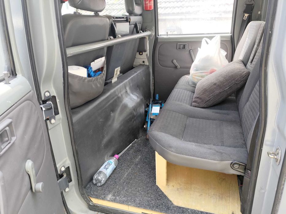 Se vinde camion de 3,5T marca Nissan capstar. 3.litri turbo diesel.