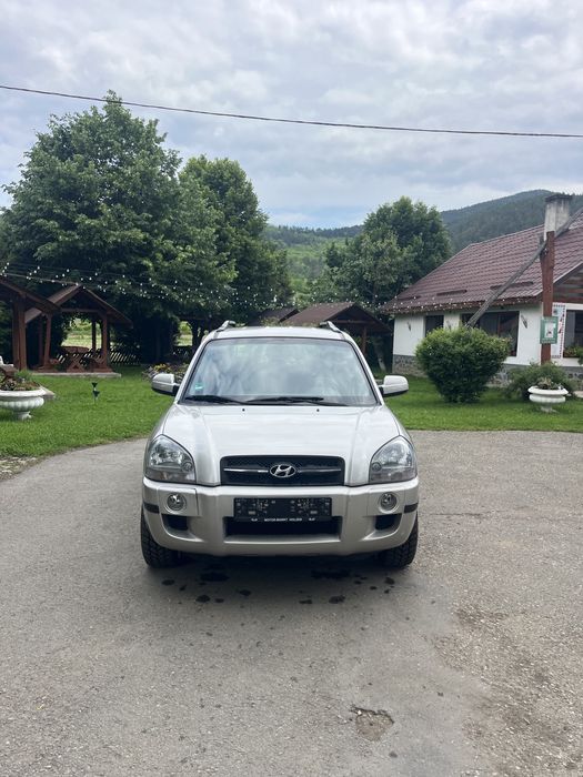 Hyundai Tucson 4x4 2.0CRD 6+1 vit IMPECABIL recent adus din GER