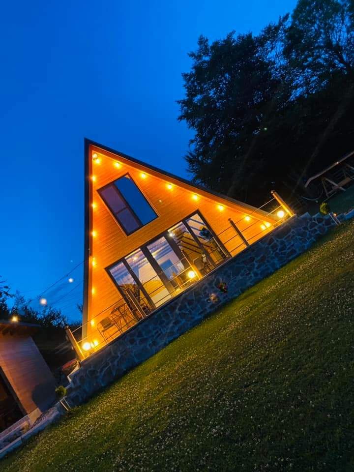 Case și căsuțe de grădină, cabane, foișor, terase,pergole etc