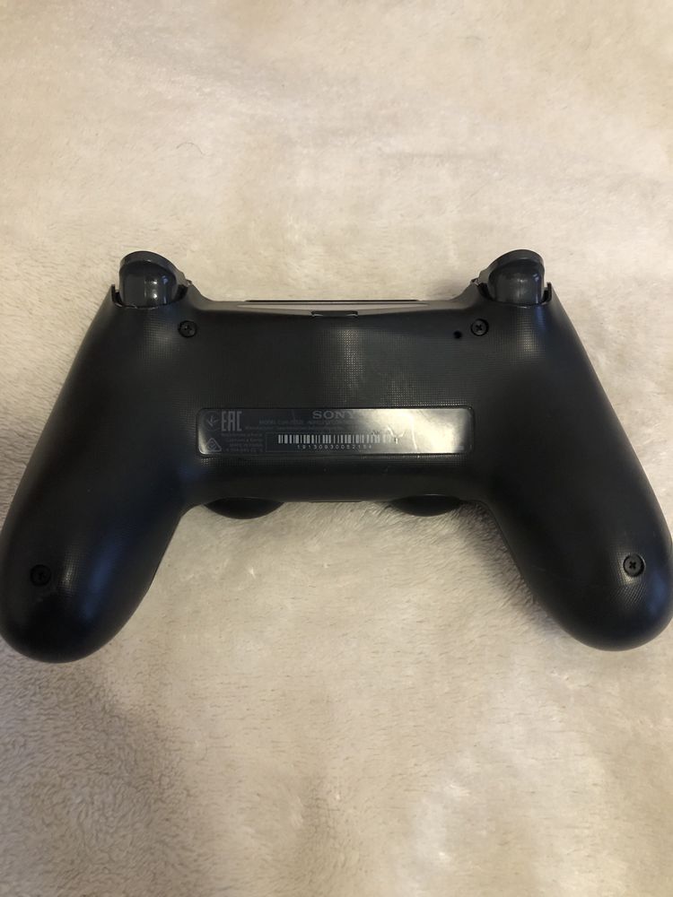 Joystick     PS4