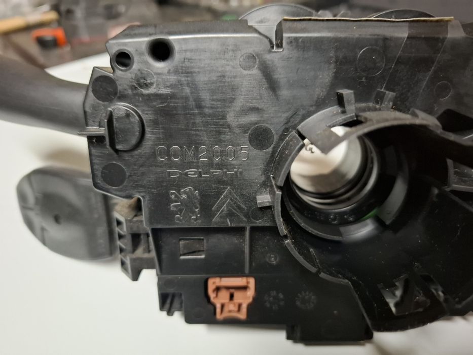 Управление мигачи /COM ЗА ПЕЖО 307