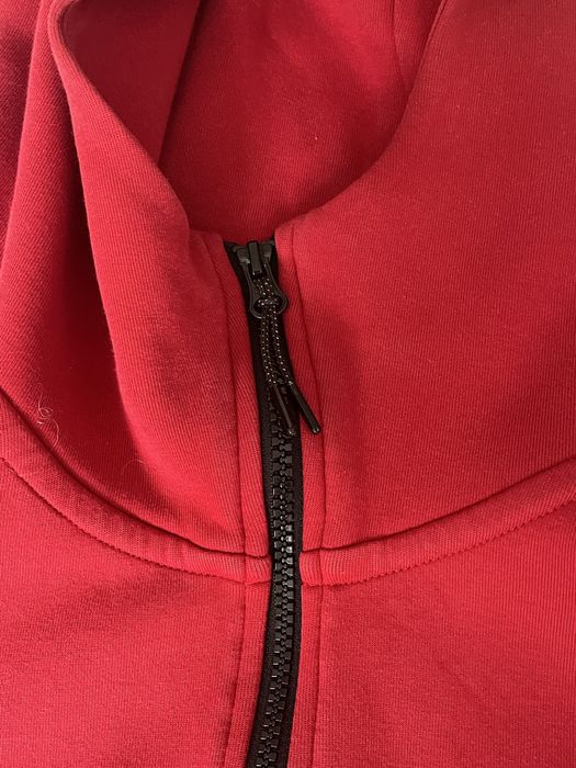 Nike Tech Fleece Червен