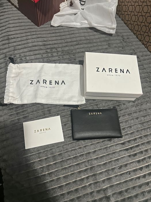 Дамско черно портмоне Zarena