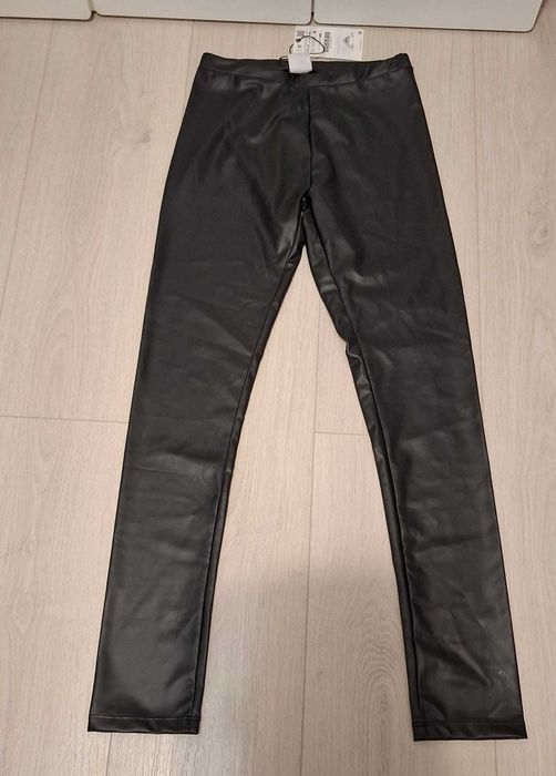 Pantaloni imitatie de piele ZARA 14 ani