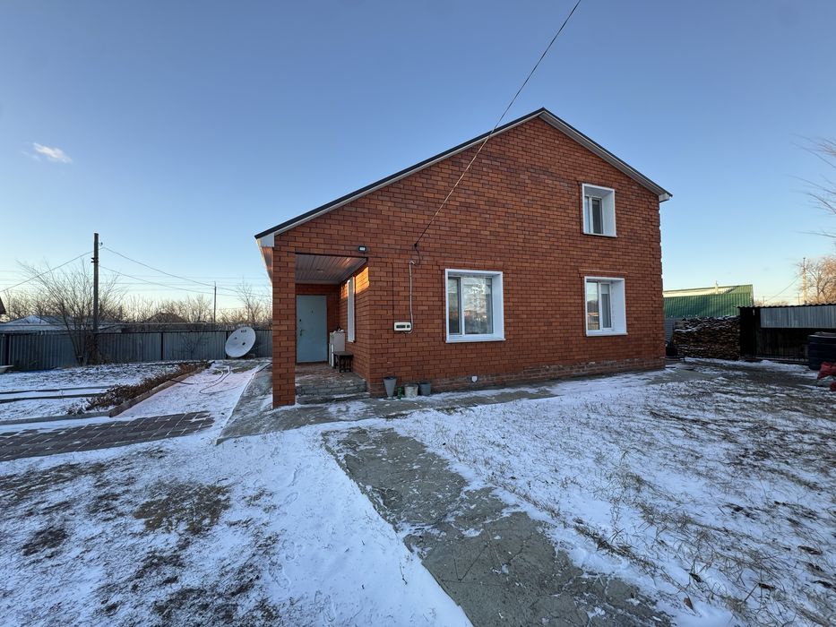 Продается шикарный 5ти комнатный до с мансардой