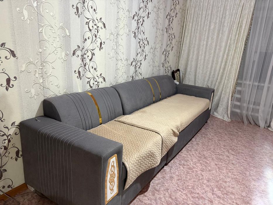 Продается диван.
