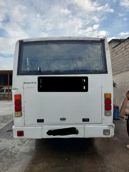 Isuzu srochno sotiladi