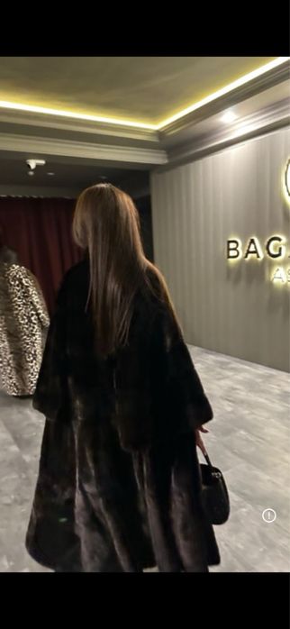 Black glama длинная шуба