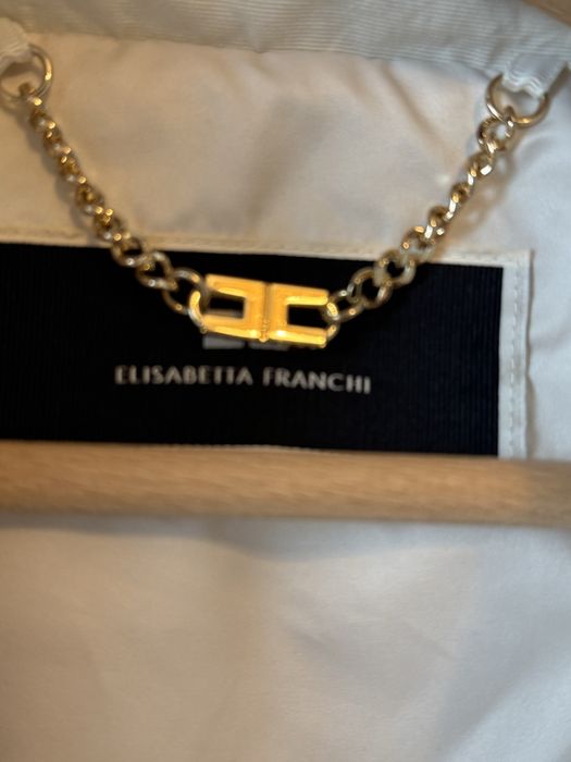Elizabetta Franci , пухинка