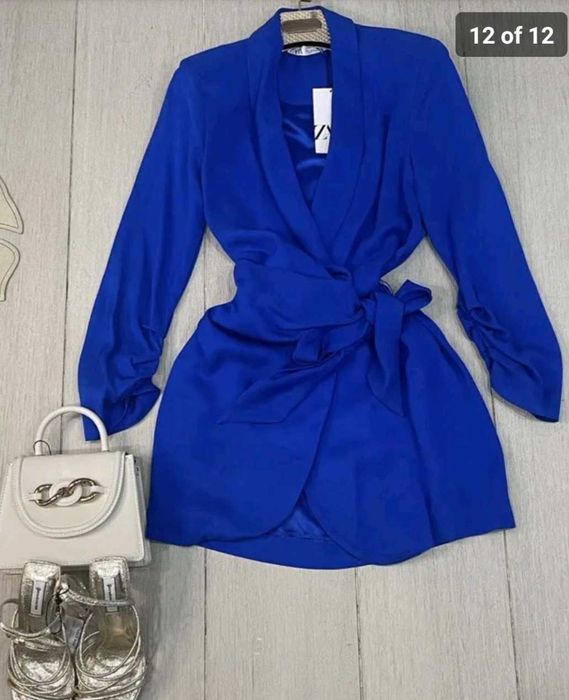 Sacou superb, stil rochie, nou, cu etichetă Zara, XS