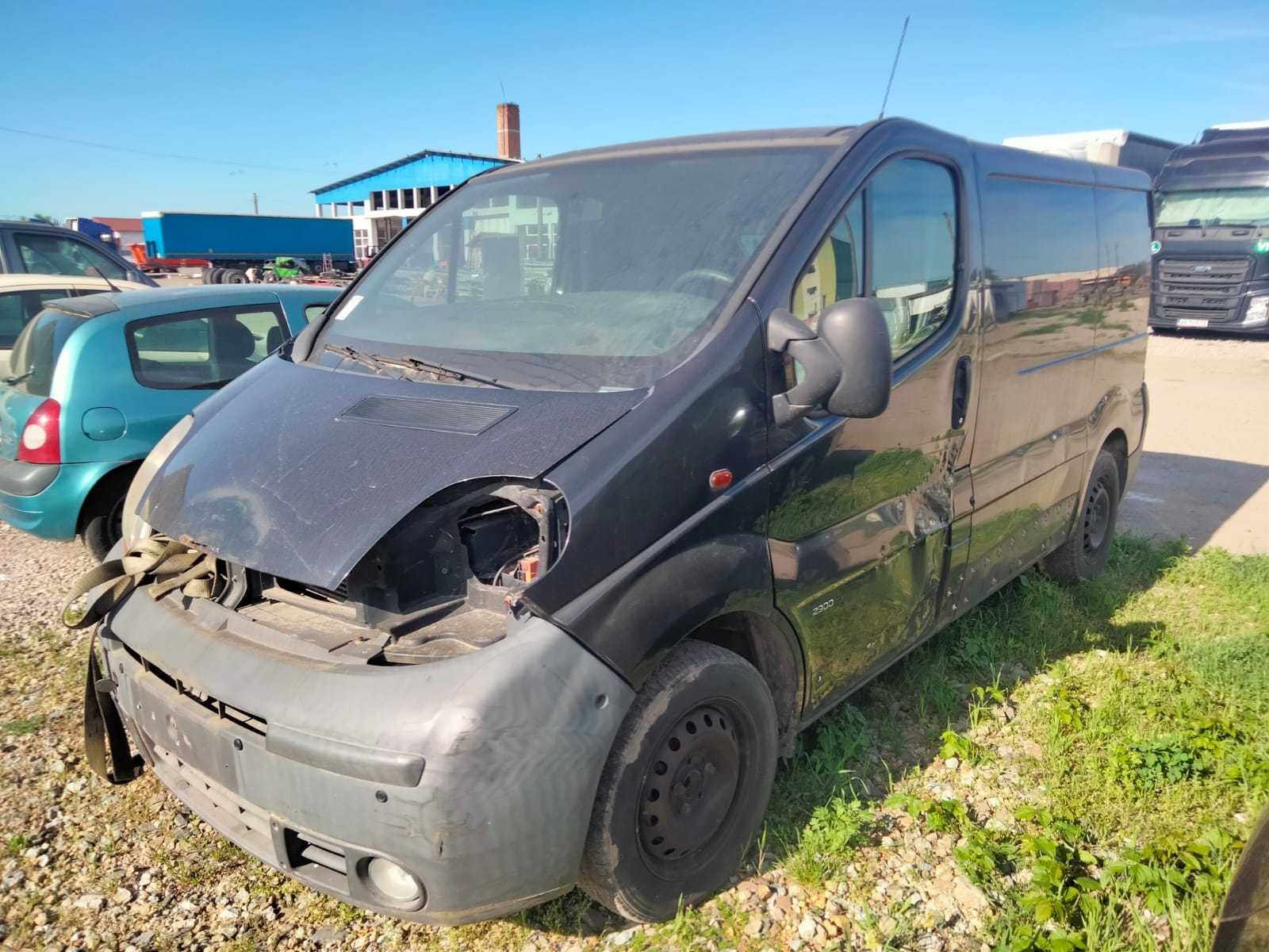 Renault Trafic --pentru piese