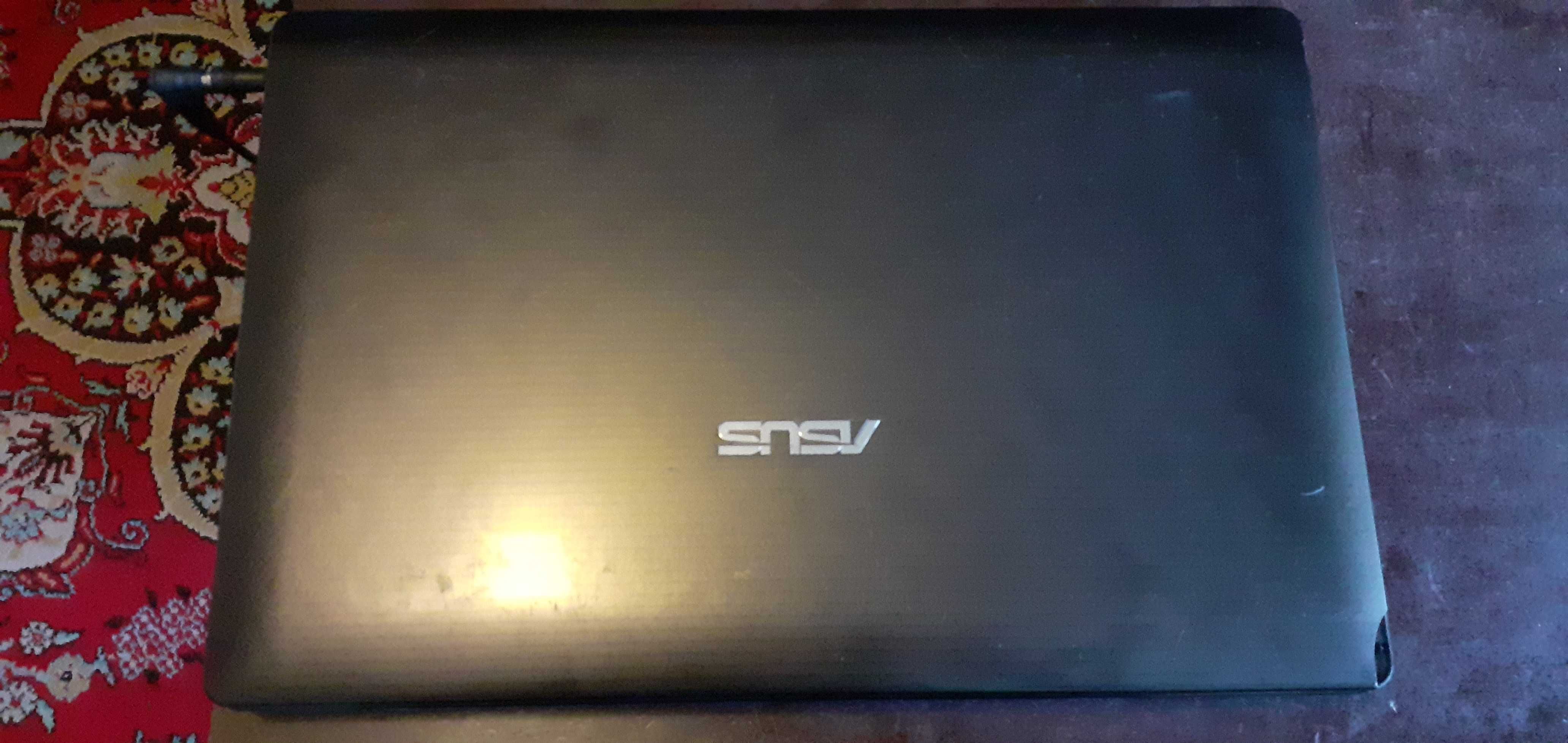 Laptop Asus ,HDD 750, 6 GB,
radeon HD 7470M , 17.3"