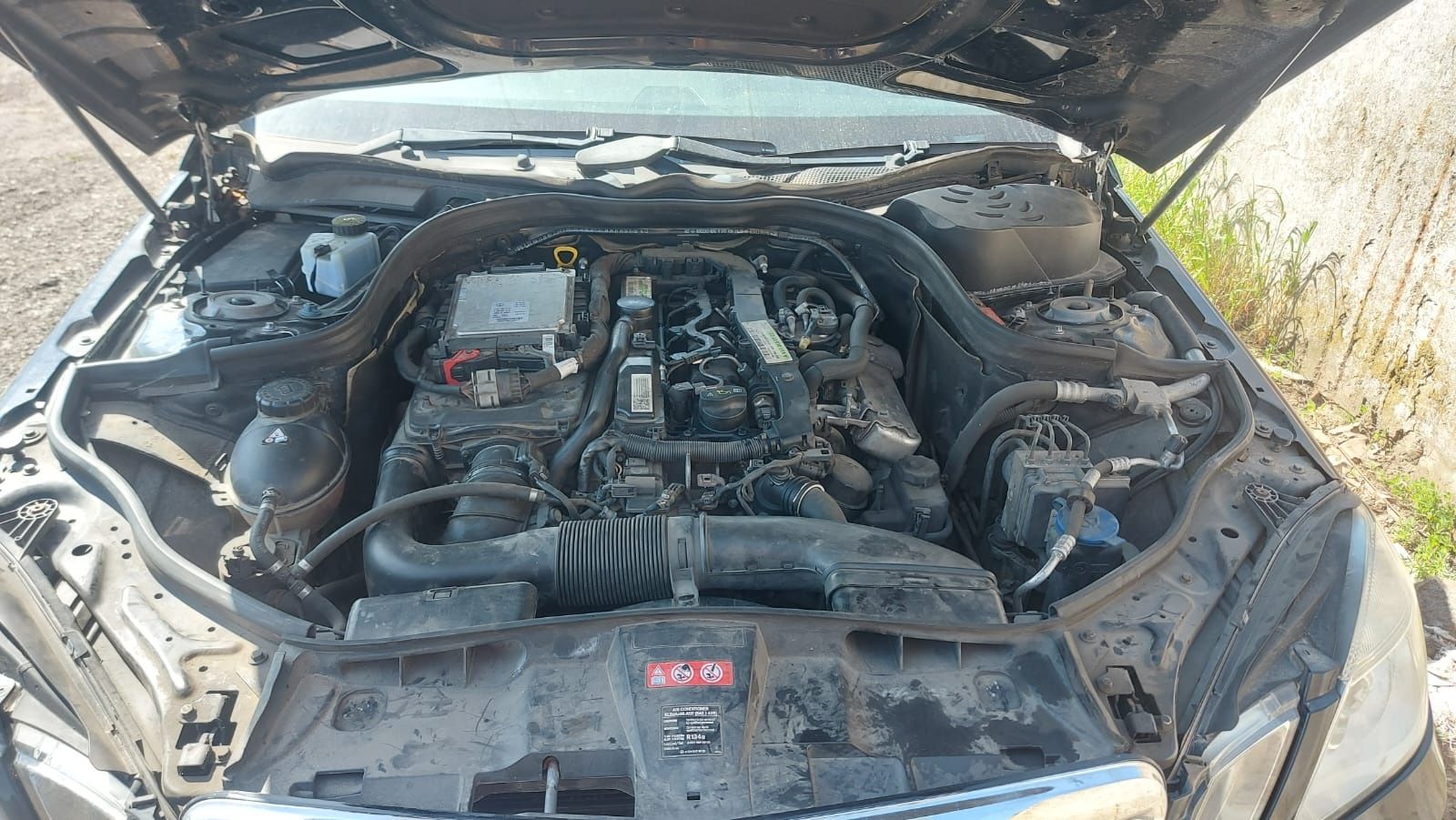 Dezmembrez Mercedes  E clas w212  2.2CDI