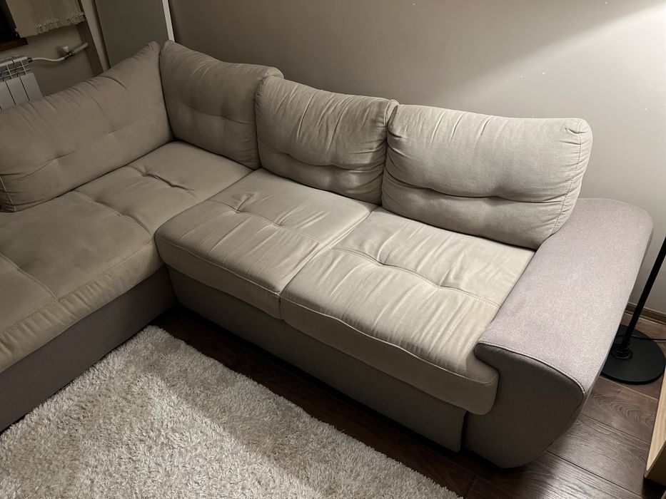 Разтегателен ъглов диван