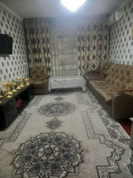 Икки хонали Уй сотилади