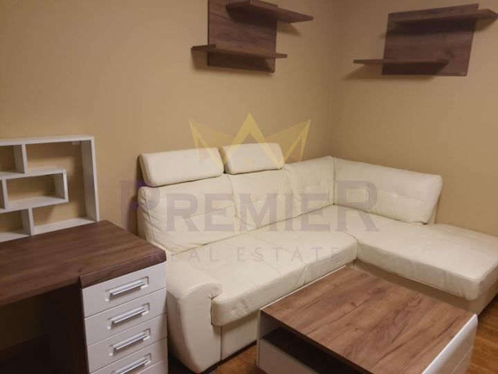 Продава се Тристаен апартамент в София, Оборище - 86 кв.м за 4535 €/кв.м - Снимка #2