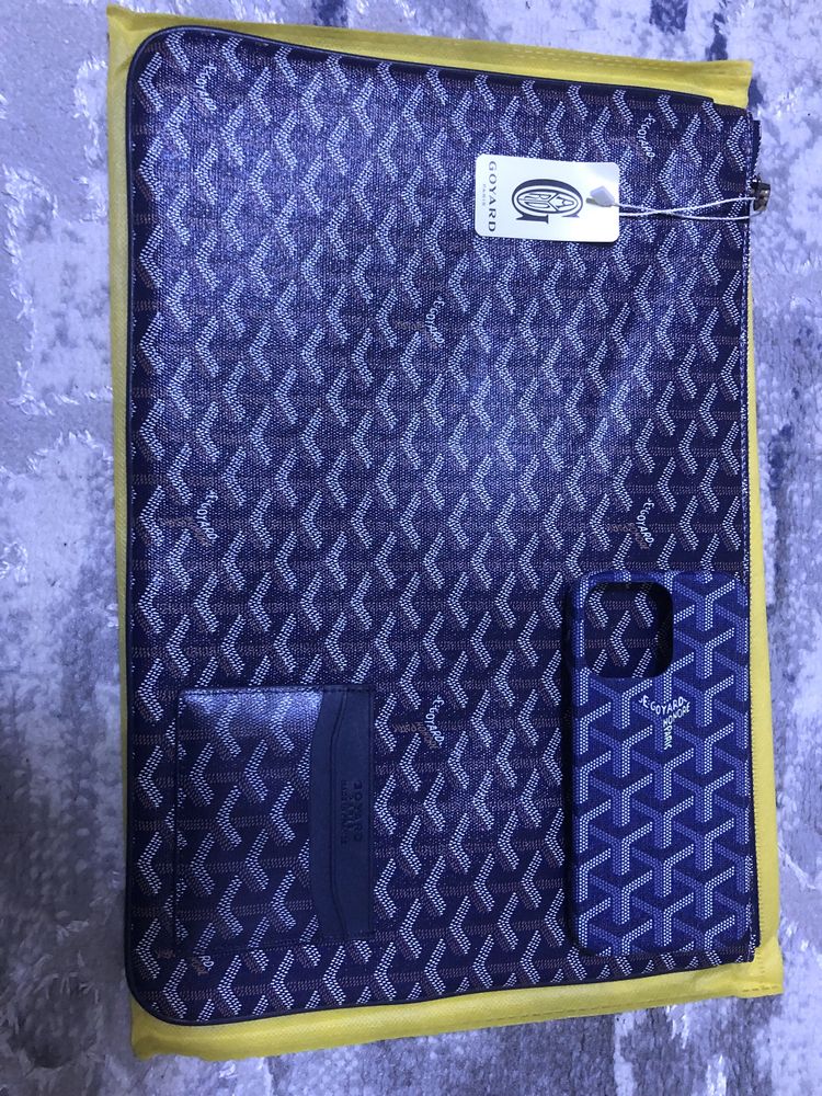 Goyard klatch ( chexol ) nalichida bor