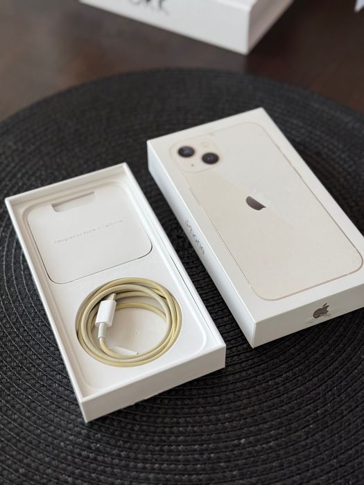 Iphone 13 128GB, Starlight, Нова батерия, Протектори+Калъфи