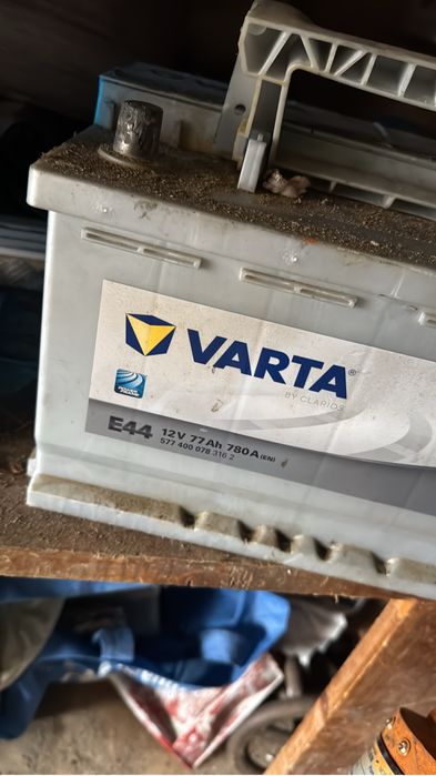 Vand baterie auto Varta