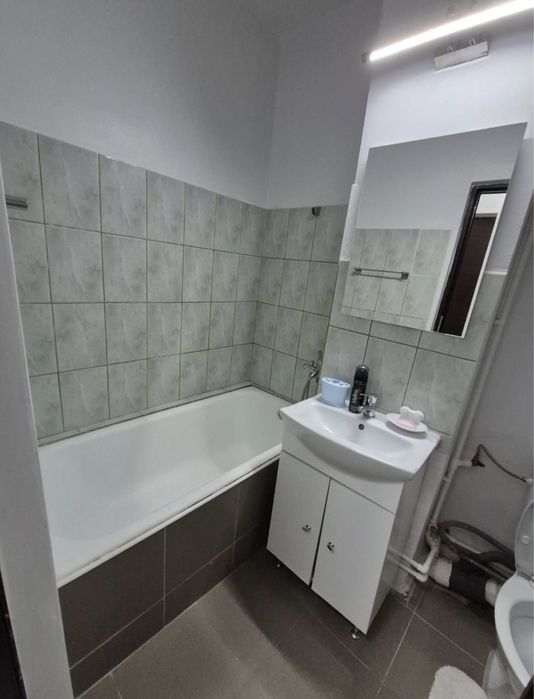 Inchiriez apartament 1 camera