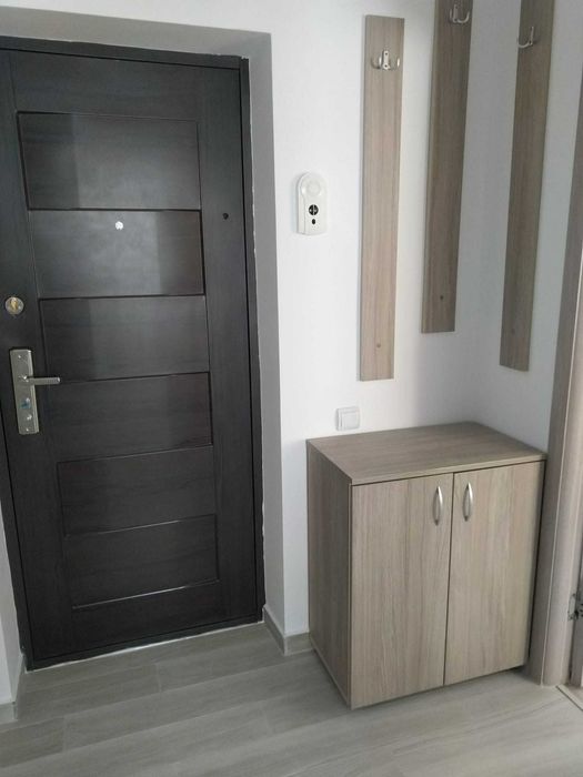 Inchiriez garsoniera