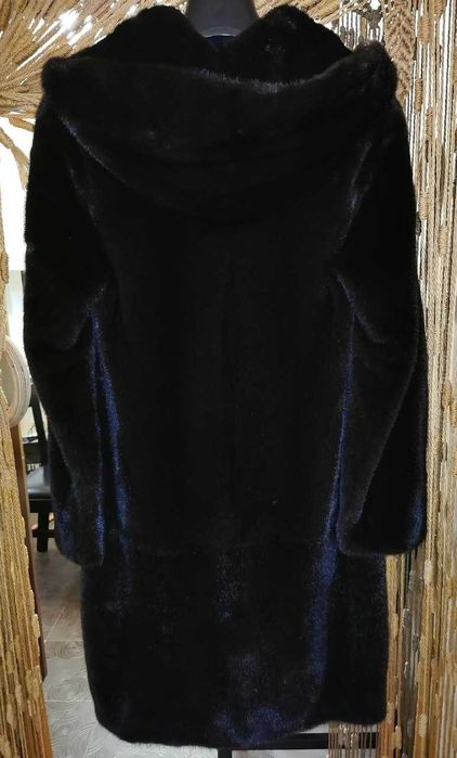 Отдам даром шубу