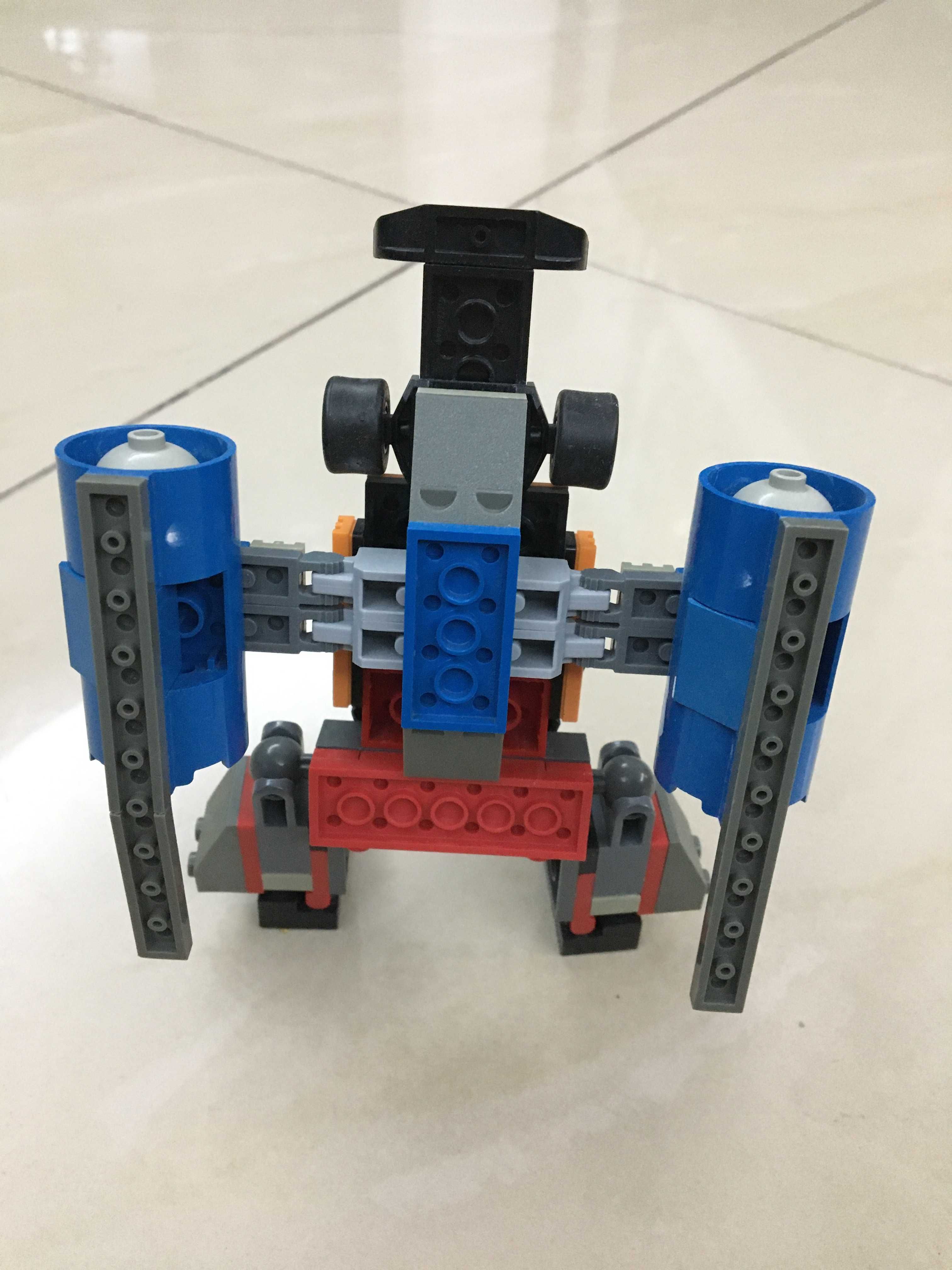 Lego Robot + cadou