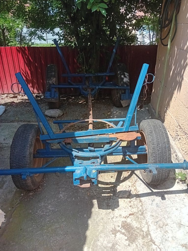 Vând căruță detalii la telefon