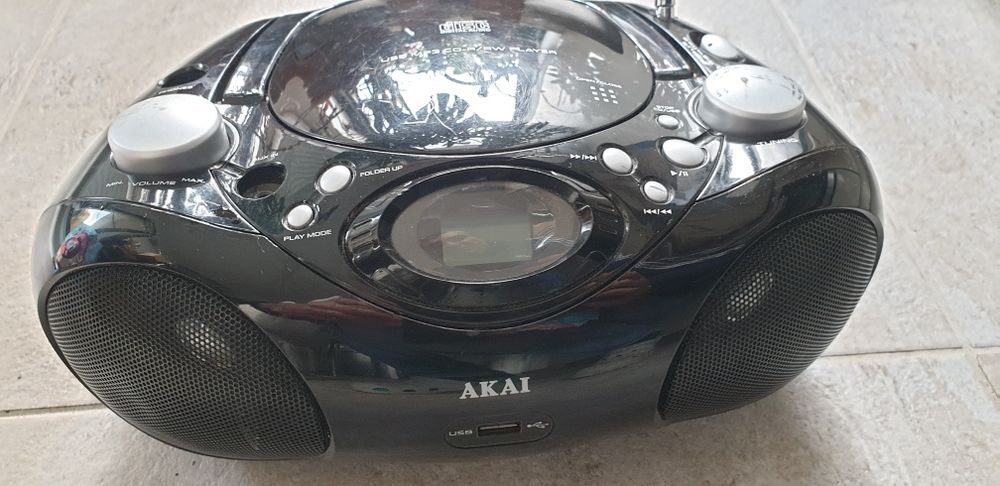 Radio CD USB Akai