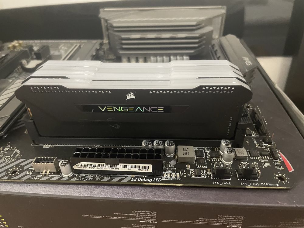 MSI B550 Tomahawk с Ryzen 5800x3d и рам+ захранване