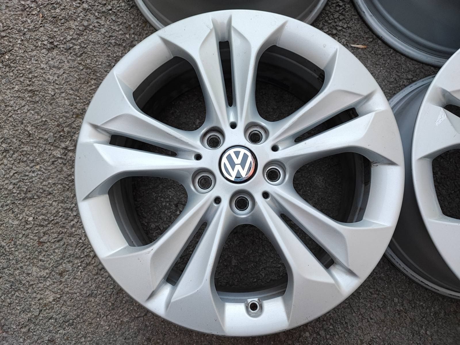 Фолксваген/ VW; 17 цола 5х112; 4 бр. Лети джанти