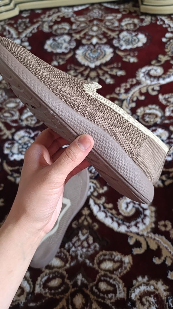 Skechers sotiladi