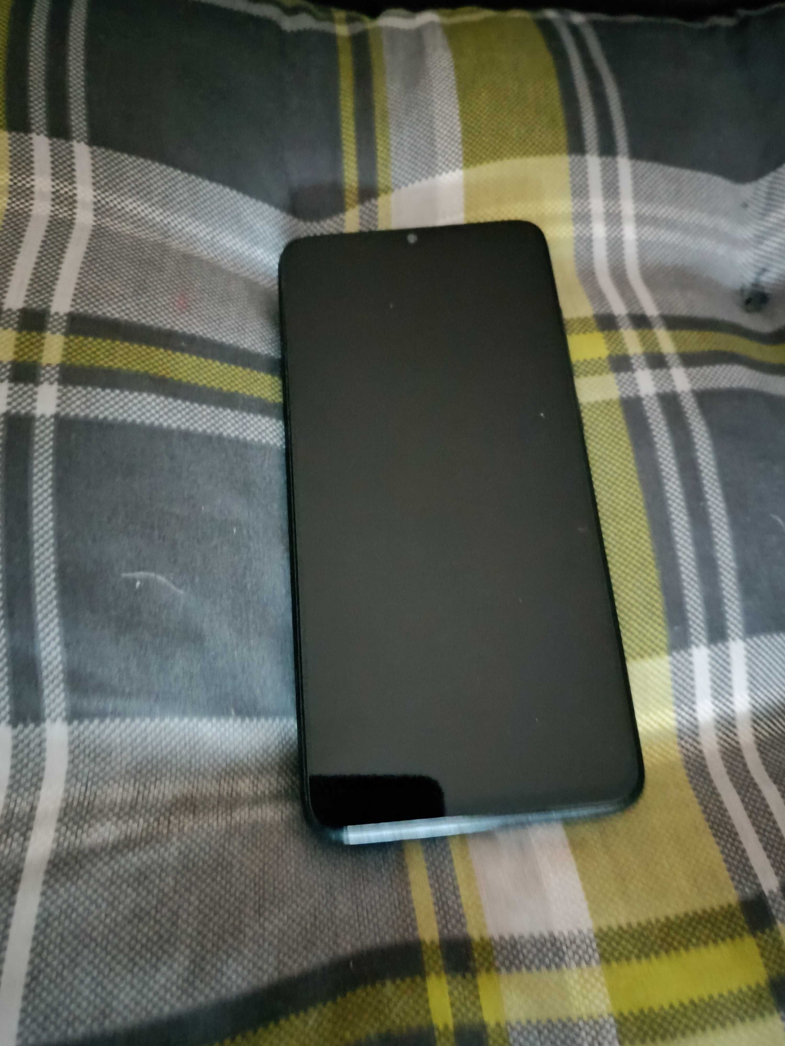 Продавам Xiaomi redmi note 8pro