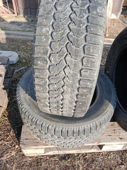Продам 25 тыс  4 штуки  215/60/16