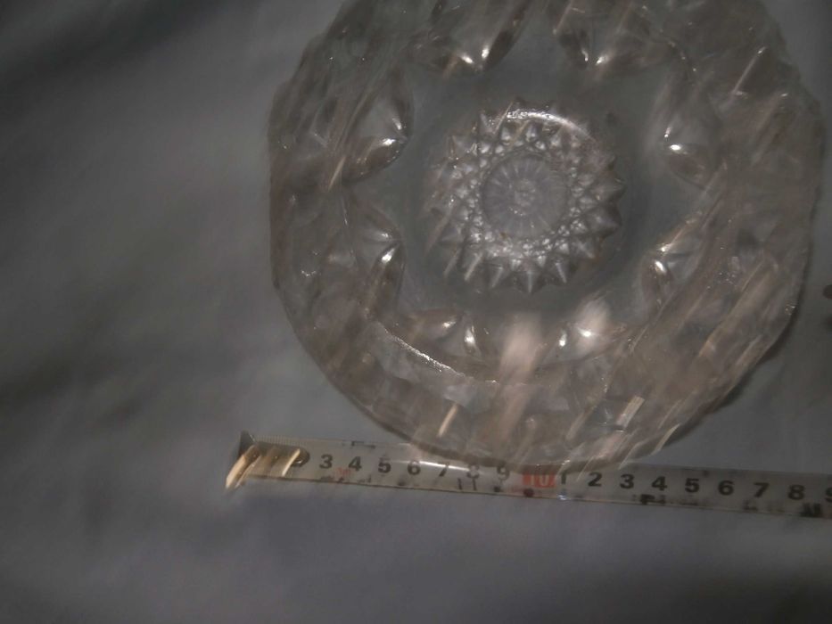 Пепелник качествено стъкло.