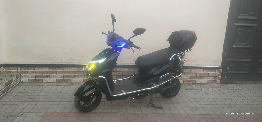 Dugali Skuter sotiladi holati zoʻr