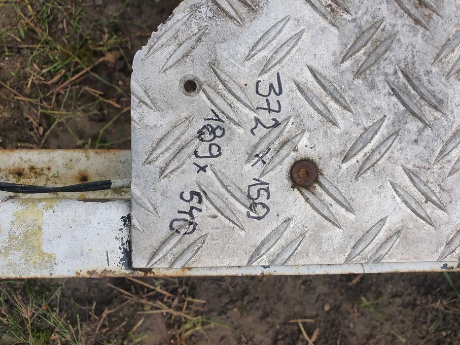 remorca usoara tracrari auto