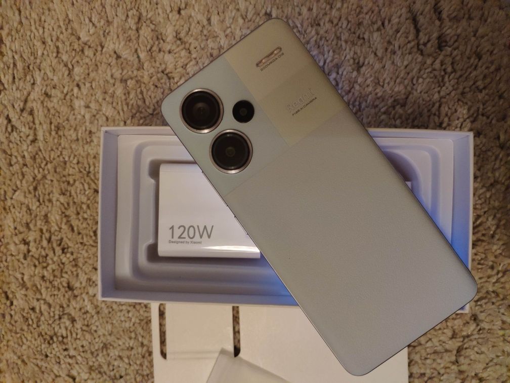 Чисто нов Xiaomi NOTE 13Pro+ Global 16/512GB