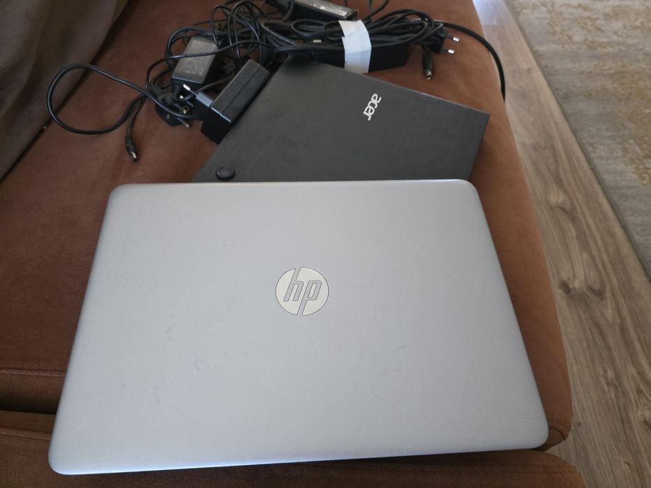 Vand 2 laptopuri  hp  elite book  acer  pt piese